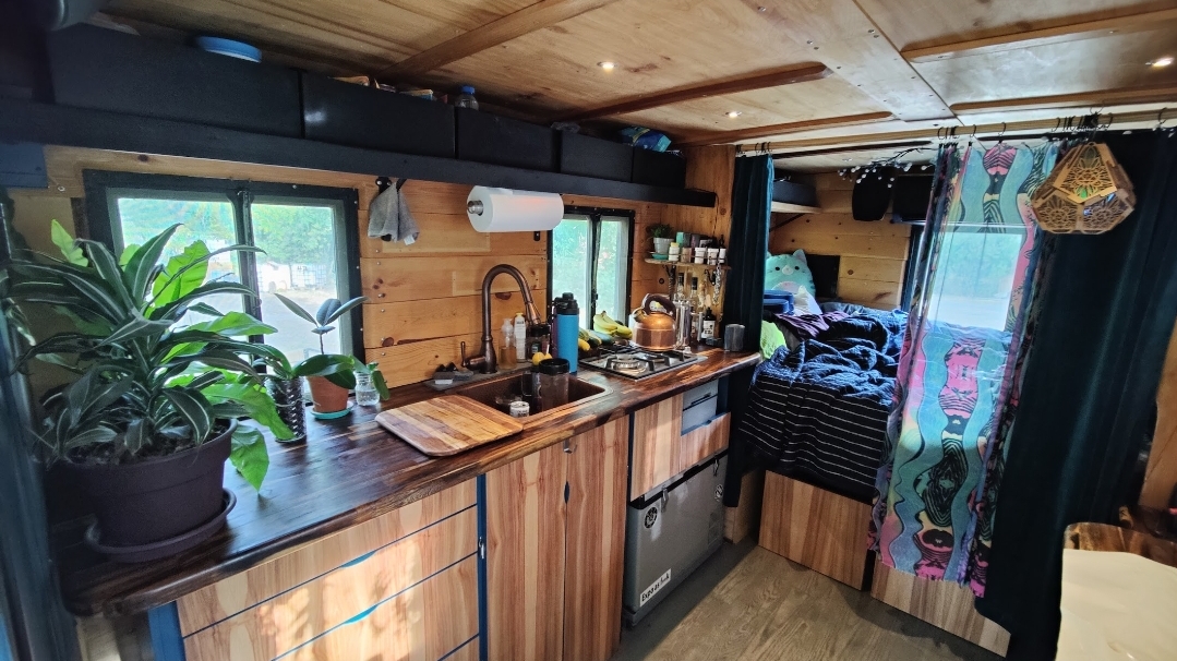 M109 kitchen detail